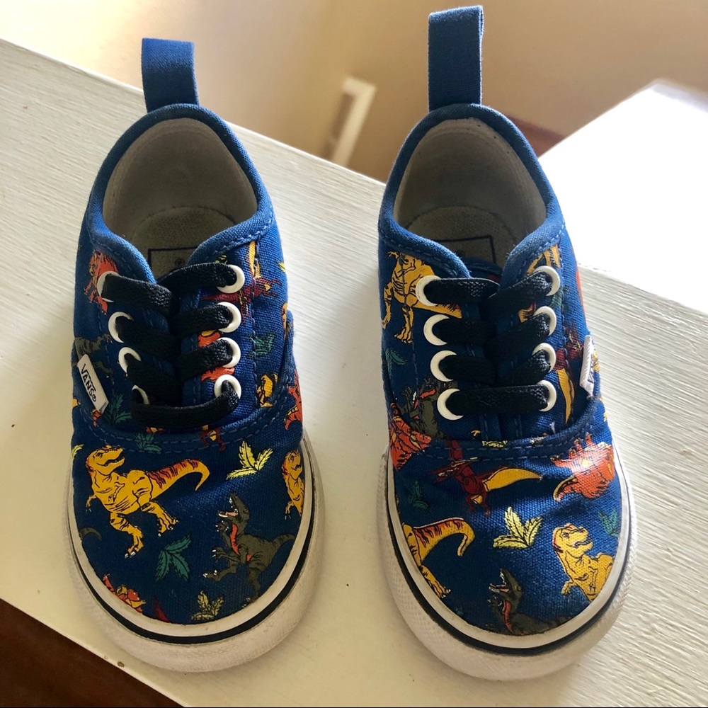 Dino vans! 🦖